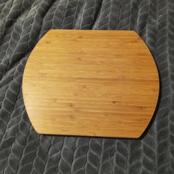 Pampered Chef Bamboo Cheese Board - Reversible New - Picture 3 of 4
